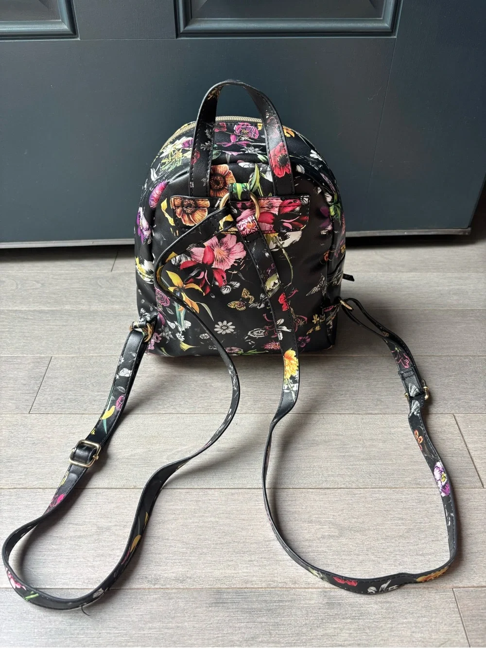 Khols Black Floral Fuax Leather Mini Backpack Purse Zippers Pockets Adjustable
